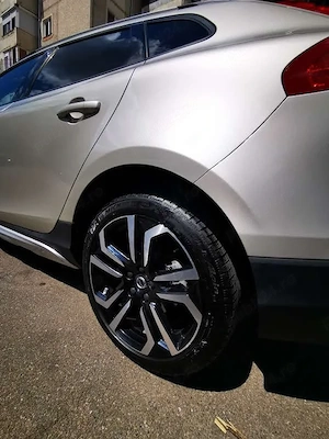 Volvo v40 Cross Country
