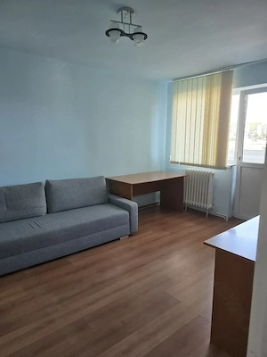 Dau in chirie apartament 2 camere decomandate, cheltuieli mici