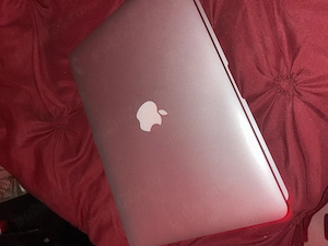 Vând urgent Apple MacBook 13!!!