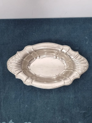 Platou vintage argintat oval, margine ondulată elegantă, aprox. 34 cm