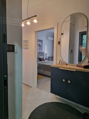 Vand apartament cu 2camere  - imagine 9