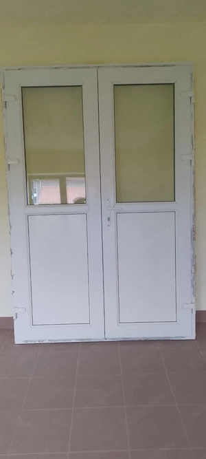 Termopane PVC ferestre și ușă