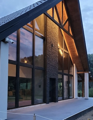 Chalet M2 Lunca Bradului - Cabana cu Jacuzzi Încastrat și Şemineu, Vedere la Munte