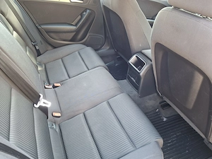 Audi A4 Avant  2.0 - imagine 6