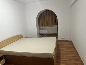 Apartament cu 3 camere de închiriat Privighetoriii - imagine 7