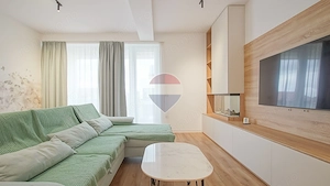 Apartament elegant de închiriat, 3 camere, 2 băi și parcare UNO Brasov - imagine 2