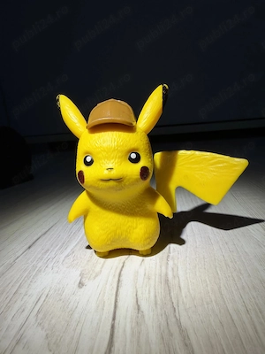 Detective Pikachu Figure