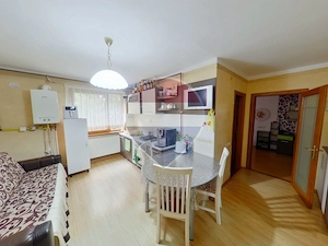 Apartament cu 2 camere, decomandat, în zona Unirii