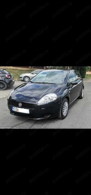 Închiriez mașina