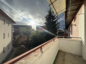 Apartament 2 camere, central Mediaș – Str. Ion Creangă, etaj 2, balcon - imagine 9