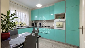 Duplex cu 3 dormitoare, terasa si curte – Dumbravita