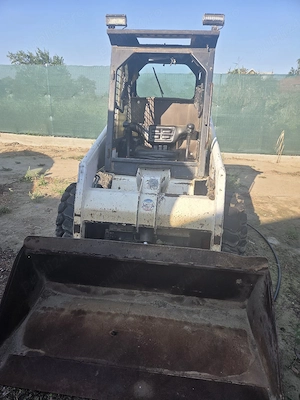 vand Bobcat sau schimb auto  - imagine 2