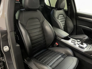 Alfa Romeo Stelvio - imagine 9