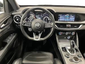 Alfa Romeo Stelvio - imagine 5