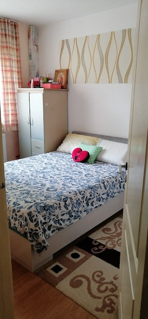 Vand apartament 3 camere  - imagine 5