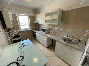 Apartament 3 camere decomandate balcon tip loggie Vasile Aaron Sibiu - imagine 10
