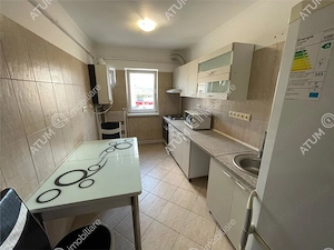Apartament 3 camere decomandate balcon tip loggie Vasile Aaron Sibiu - imagine 11