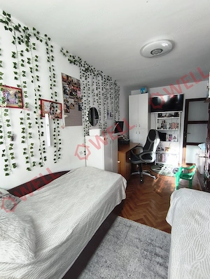 De vânzare apartament cu 3 camere în Mun. Gheorgheni pe Car. Revoluției - imagine 6
