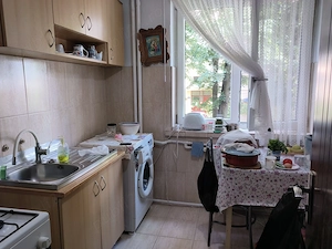 Apartament 3 camere , etaj 1 , semidecomandat , Casa Stiintei ( SUPECO ) , Craiova - imagine 2