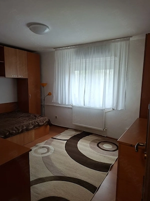Proprietar închiriez o garsonieră  - imagine 1
