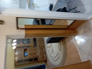 Închiriez apartament 2 camere str Mircea cel bătrân, vizavi de mag PROFI  - imagine 5