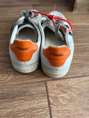 vand adidasi Off White 2.0