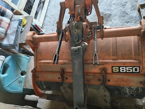 Kubota b6000 cu freza și tocător de resturi vegetale  - imagine 4