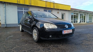 VW Golf V 1,4 Benzina Inmatriculat Clima  - imagine 3