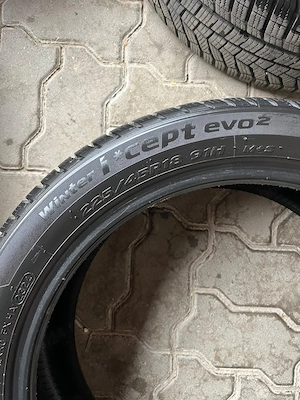 Anvelope Iarna Hankook 225/45/R18 DOT 2024 aproape noi - imagine 4