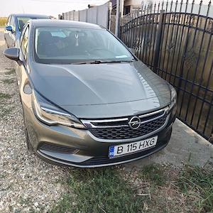 Vând Opel Astra K 1.6 CDTI (110 CP)   Foarte întreținută, consum redus