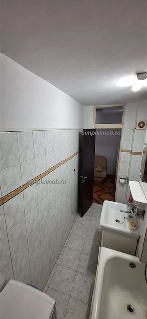 DECOMANDATA-OPORTUNITATE – GARSONIERĂ 40 MP, METROU LA 5 MINUTE - imagine 7