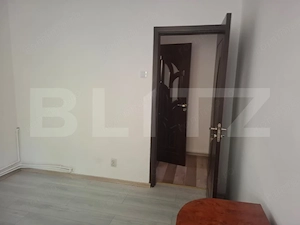 Apartament de vanzare etaj 1 zona linistita - imagine 10