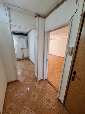 Apartament 3 Camere, 2 bai, Etaj 1, decomandat,64 mp, Lipovei, Centrala proprie - imagine 10