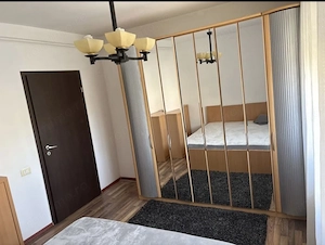 Închiriez apartament cu 3 camere,et.1,în Timișoara,zona Lipovei,strada Sf Ap Petru și Pavel - imagine 5