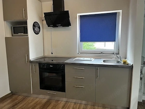 Închiriez apartament modern proaspăt renovat - imagine 2