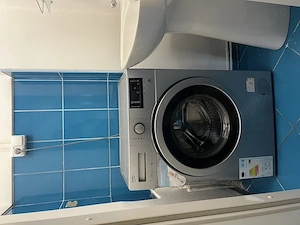 Închiriez apartament modern proaspăt renovat - imagine 6