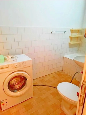   200 Euro | Apartament spațios 1 cameră (40 mp)   Zona Lunei   Prințul Turcesc (etajul 3 din 4)   - imagine 3