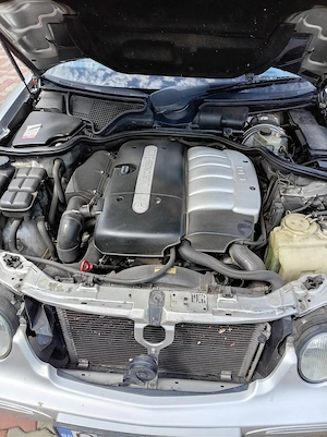 Mercedes-Benz  27cdi
