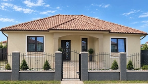 Casa individuala  la cheie  Sag Timis Teren Generos 650 mp