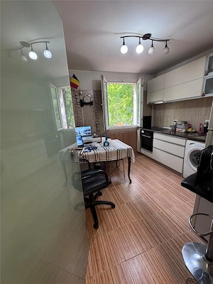 Apartament 2 camere Decomandate Izvorul Rece - imagine 8