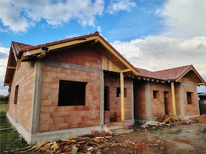 Duplex spatios - compartimentare practica - zona buna