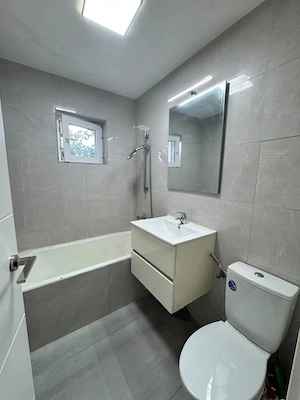 Apartament 61 mp cu garaj| Etaj 4 Zonă liniștită și bine conectată - imagine 11