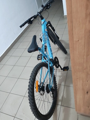 Bicicletă full suspensions pentru copii 8 12 ani, frâne pe discuri , roți 26 inchi de vânzare - imagine 2