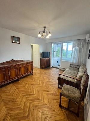 Apartament 61 mp cu garaj| Etaj 4 Zonă liniștită și bine conectată