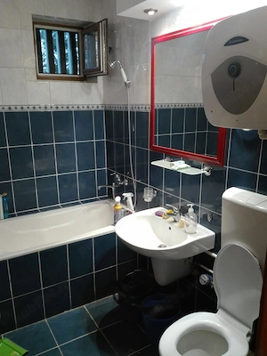 Închiriez apartament ultracentral  - imagine 4
