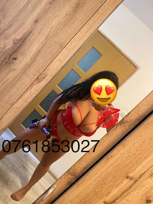 Ofer Servicii Totale!   Si chiar si servicii de Dominare soft&Hard 