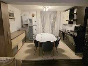 Închiriez apartament 3 camere, str. Pompiliu Clement Piatra-Neamț, 92 mp, an construcție 2011 - imagine 3