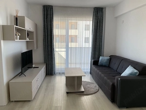 apartament 3 camere de inchiriat 