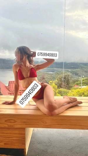 Adela doar 2 zile în oraș  Mega Mall
