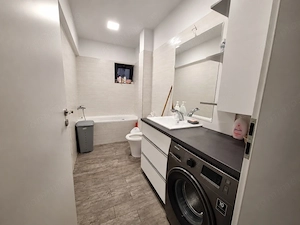 Apartament lux 3 decomandate, 87 mp, bloc 2020 zona Cornitoiu - imagine 12